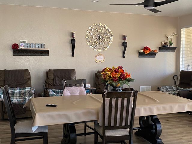 Gallery Image for SILVER CREEK ASSISTED LIVING in PEORIA, AZ