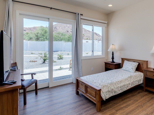 Gallery Image for VISTA LIVING CAMELBACK in PHOENIX, AZ