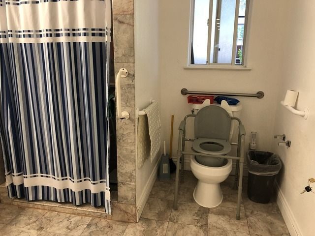 Gallery Image for GOLDEN LIVING GUEST HOME in OAKLAND, CA