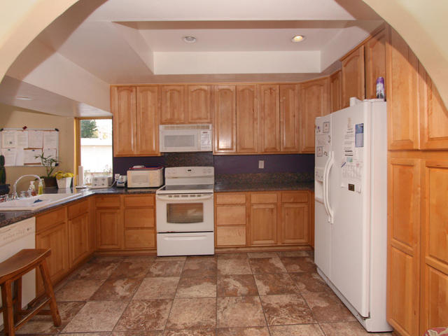 GOLDEN COAST SENIOR LIVING - DE SALLE Residential Care Elderly in Laguna Hills, CA