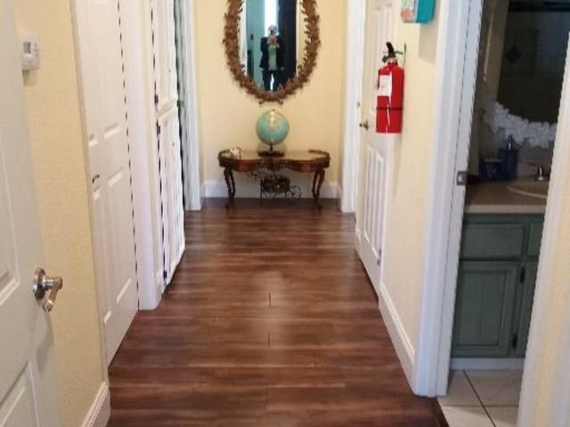 Gallery Image for DELICATE STEMS FOR THE ELDERLY in CITRUS HEIGHTS, CA