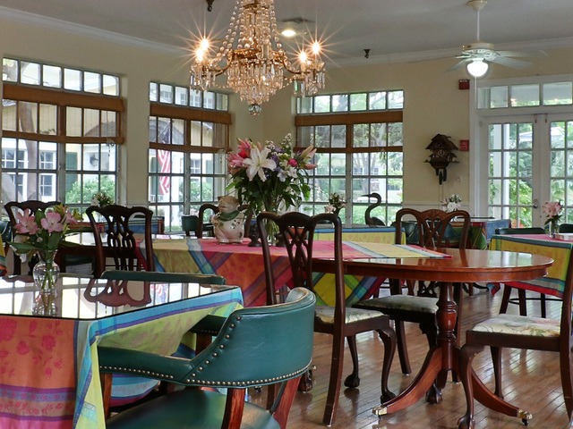 Gallery Image for BAY OAKS HISTORIC RETIREMENT RESIDENCE INC in MIAMI, FL