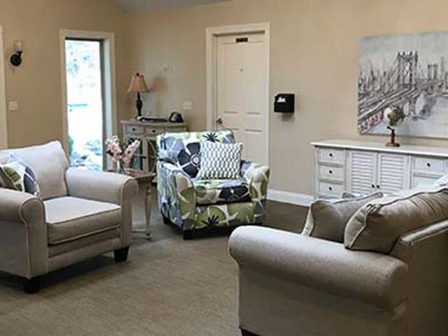 Gallery Image for WATERFORD OAKS SENIOR CARE EAST in WATERFORD, MI