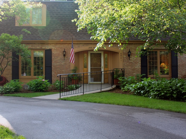 Gallery Image for ENGLISH ROSE SUITES in EDINA, MN