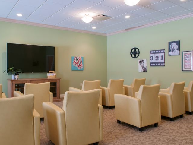 Gallery Image for DANBURY SENIOR LIVING BROADVIEW HEIGHTS in BROADVIEW HEIGHTS, OH
