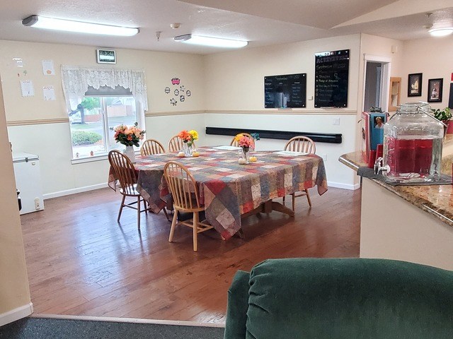 Gallery Image for Ashley Manor - Arrowhead in Medford, OR