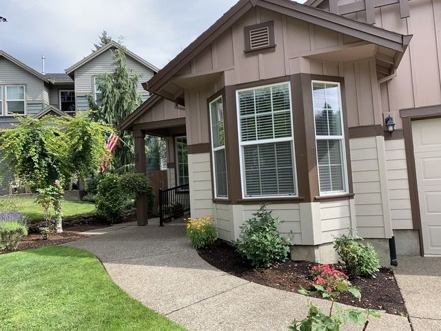 Gallery Image for Alina Stoica in Tigard, OR