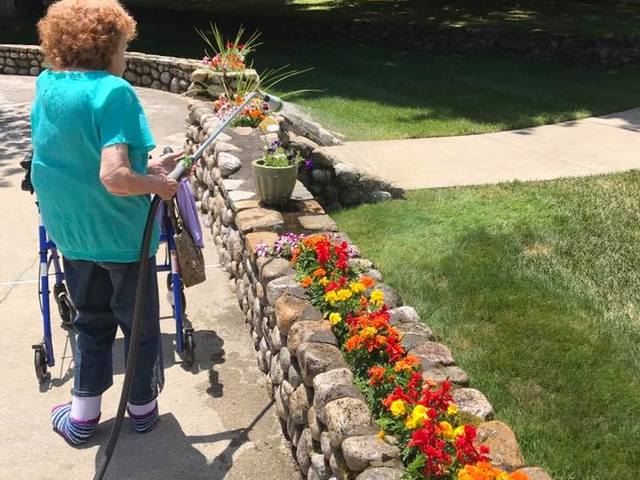 COMMONWEALTH HOUSE Assisted Living Residence in Warwick, RI