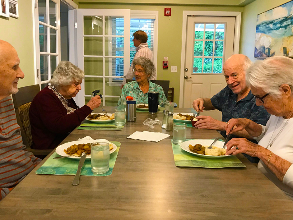 COMMONWEALTH HOUSE Assisted Living Residence in Warwick, RI