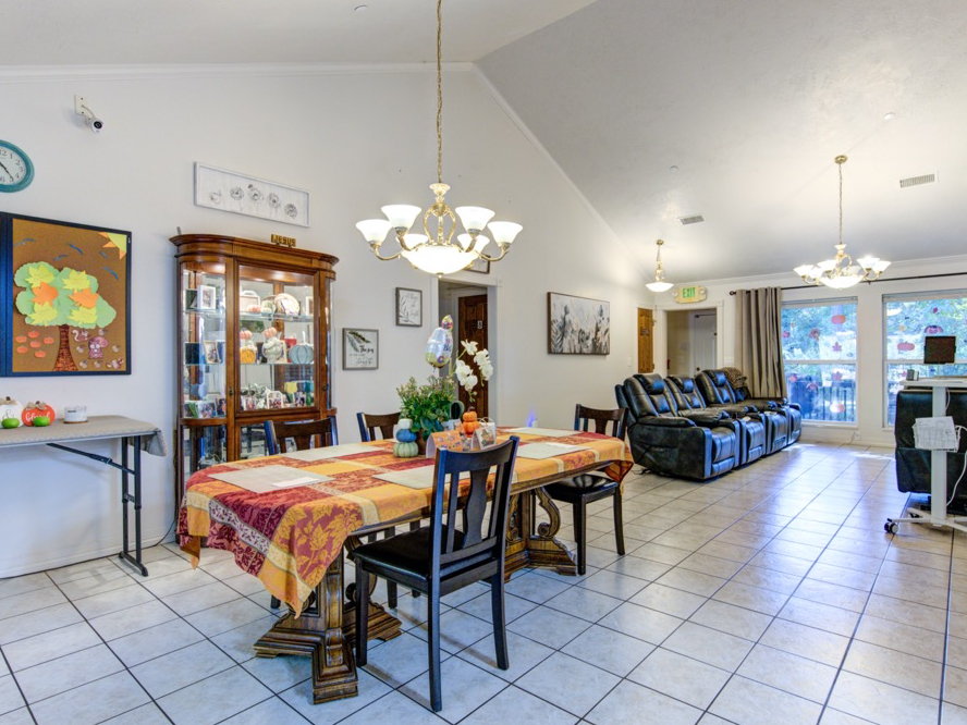 Forest Cottage Senior Care Assisted Living Facility in Willis, TX