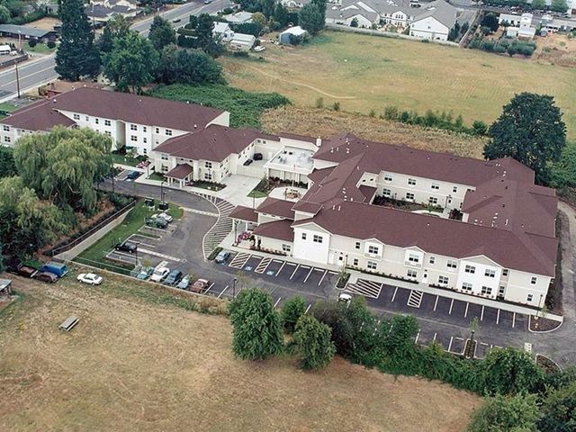 Gallery Image for ARBOR RIDGE ASSISTED LIVING in VANCOUVER, WA