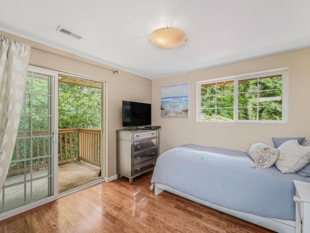 Gallery Image for GOLDEN PINE in REDMOND, WA