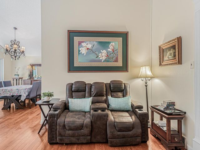 Gallery Image for GOLDEN PINE in REDMOND, WA