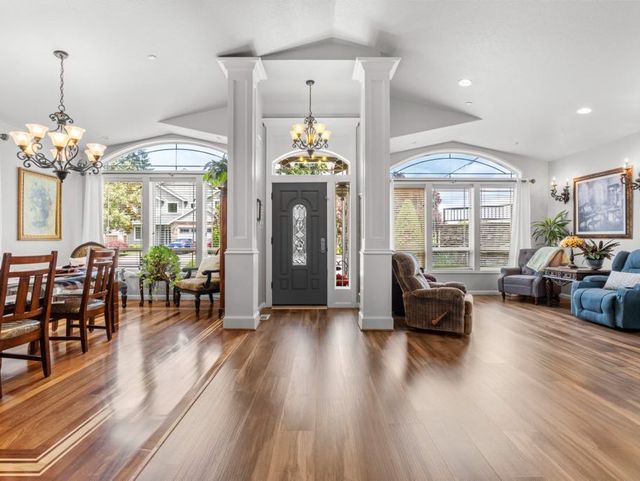 Gallery Image for At Victoria's Family Home in Vancouver, WA