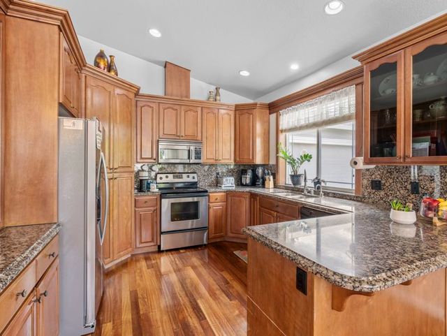 Gallery Image for At Victoria's Family Home in Vancouver, WA