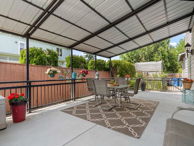 Gallery Image for At Victoria's Family Home in Vancouver, WA