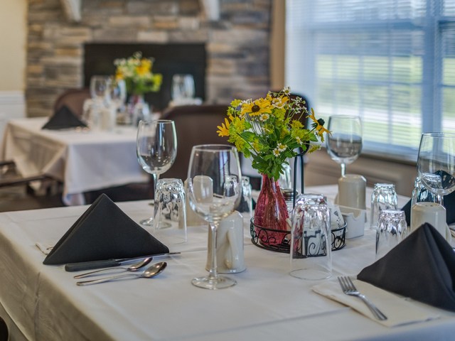 Gallery Image for HERITAGE COURT DEER CREEK in NEW BERLIN, WI