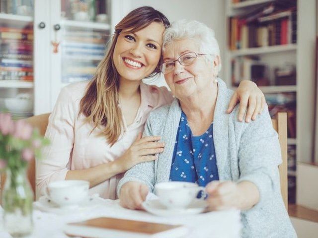 PONCE THERAPY CARE CENTER AND REHAB, THE