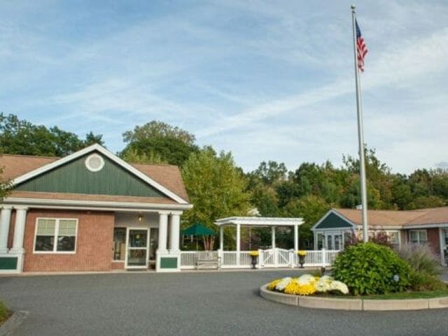 VANTAGE AT  HAMPDEN LLC