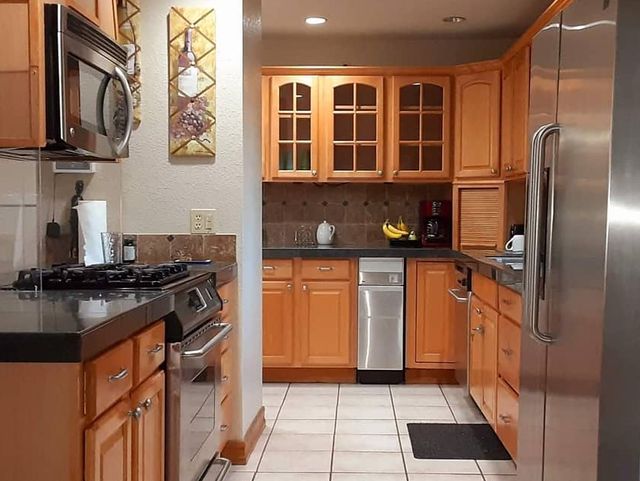 Mount Hood Serenity Care Residential Care Elderly in Sacramento, CA