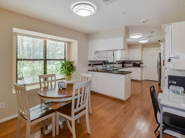 Gallery Image for Silver Leaf in Spring, TX