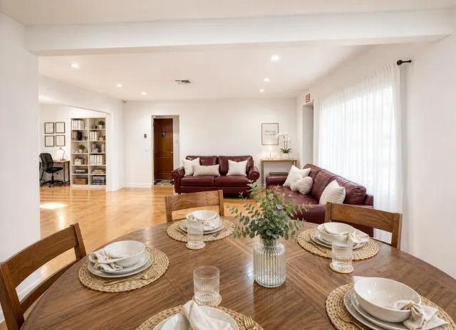 Gallery Image for NEASIS in SUN VALLEY, CA