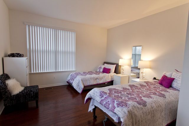 SERENITY MANOR OF CANTON Adult Small Group Home (Capacity 1-6) in Canton, MI