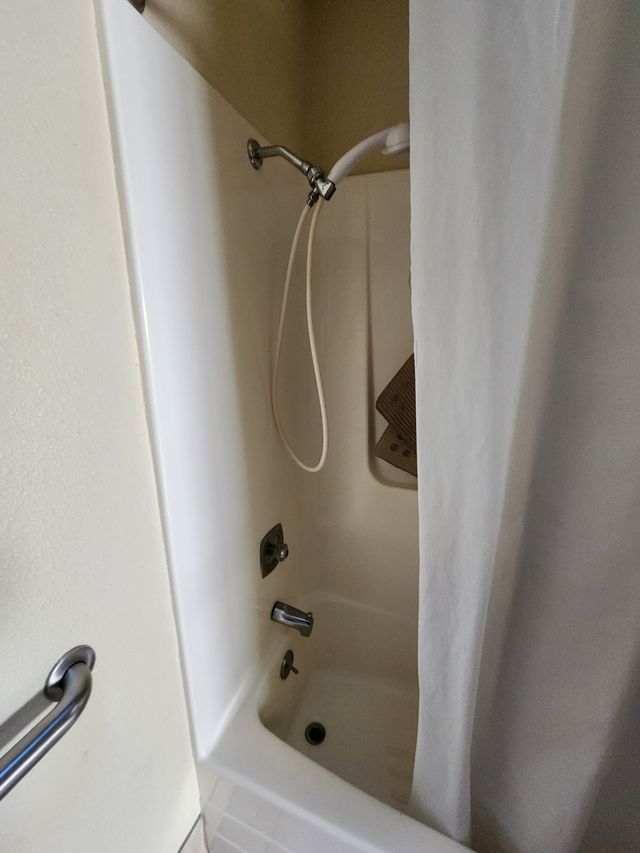 SKYLINE MANOR Adult Foster Home - Class 2 in Salem, OR