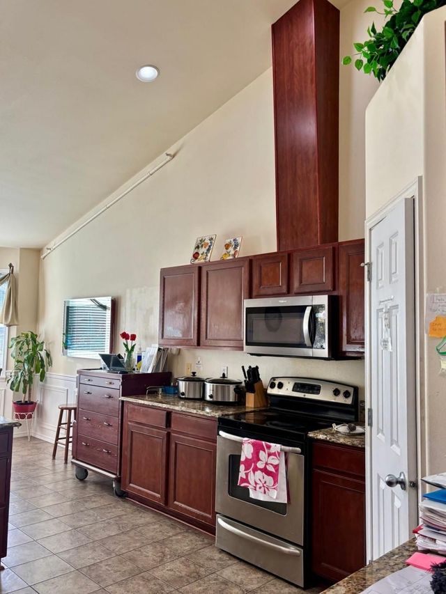 Edmonds Villa High Acuity Adult Family Home Adult Family Home in Edmonds, WA