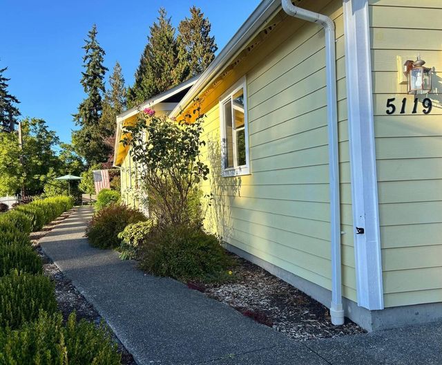 Edmonds Villa High Acuity Adult Family Home Adult Family Home in Edmonds, WA