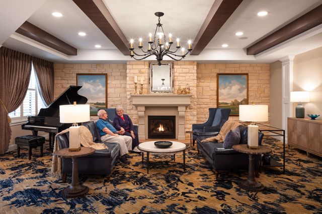 GRAND LIVING AT TOWER PLACE Assisted Living Program in West Des Moines, IA