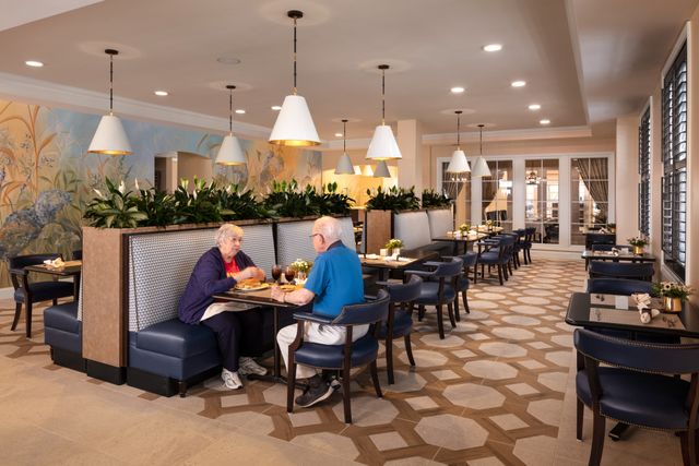 GRAND LIVING AT TOWER PLACE Assisted Living Program in West Des Moines, IA