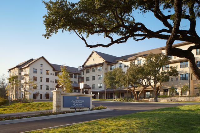 Grand Living at Georgetown Assisted Living Facility in Georgetown, TX