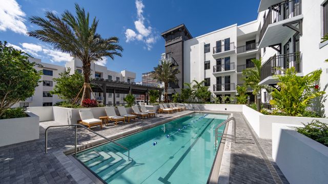 GRAND LIVNG AT WEST PALM BEACH Assisted Living Facility in West Palm Beach, FL