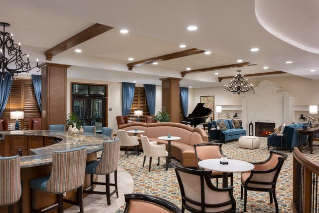 GRAND LIVING AT RIVERSTONE Assisted Living Facility in Sugar Land, TX