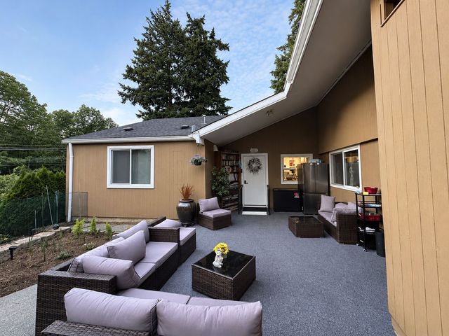 MEDINA LAKEVIEW ADULT FAMILY HOME Adult Family Home in Bellevue, WA