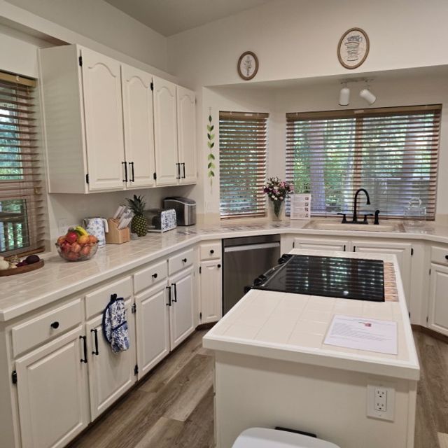 Honey Homes LLC Adult Family Home: Non-medicaid in Olympia, WA