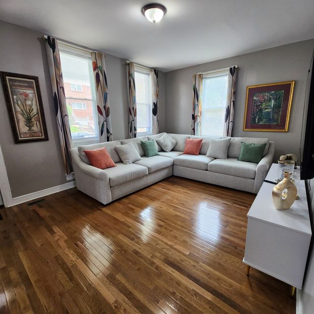 Gallery Image for The Flower Pot in Baltimore, MD