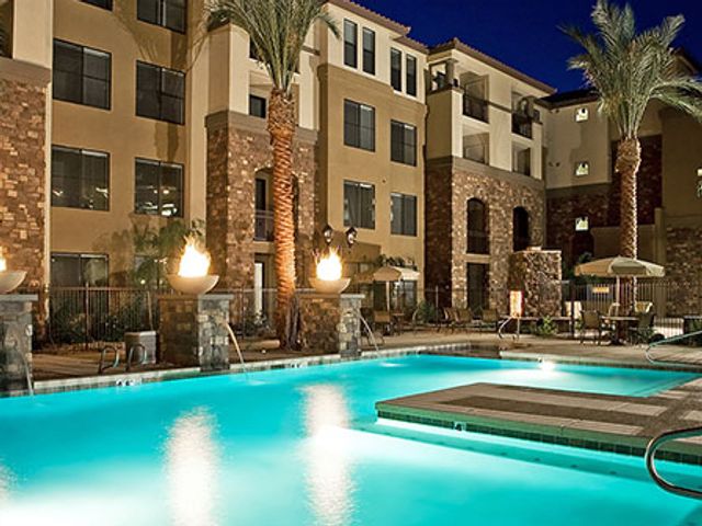 LA SIENA Assisted Living Center-personal in Phoenix, AZ