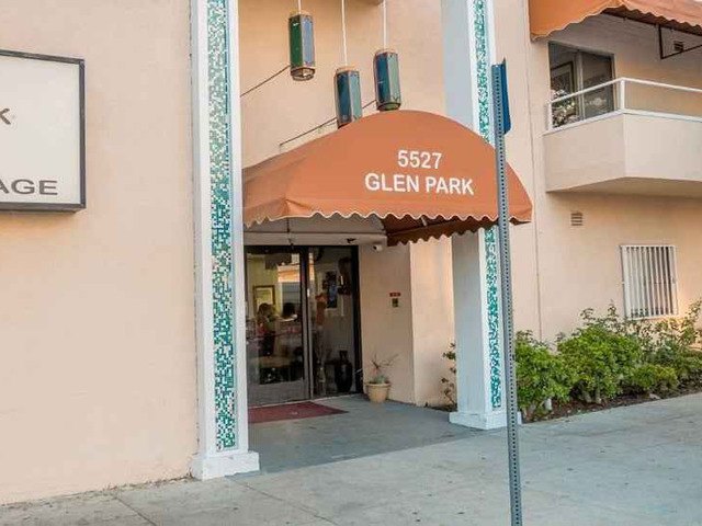 GLEN PARK AT VALLEY VILLAGE Residential Care Elderly in Valley Village, CA