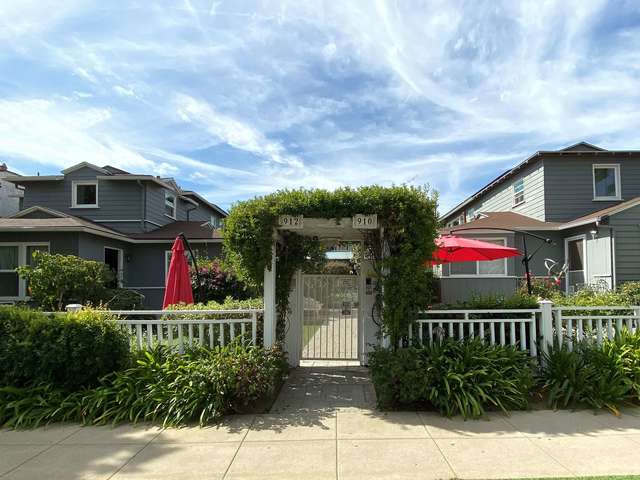 SANTA MONICA HOME & CARE 1 Residential Care Elderly in Santa Monica, CA