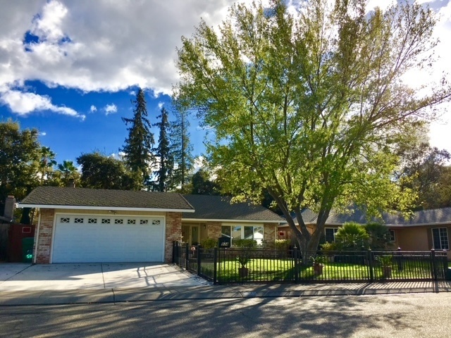 LINCOLN MANOR Residential Care Elderly in Stockton, CA