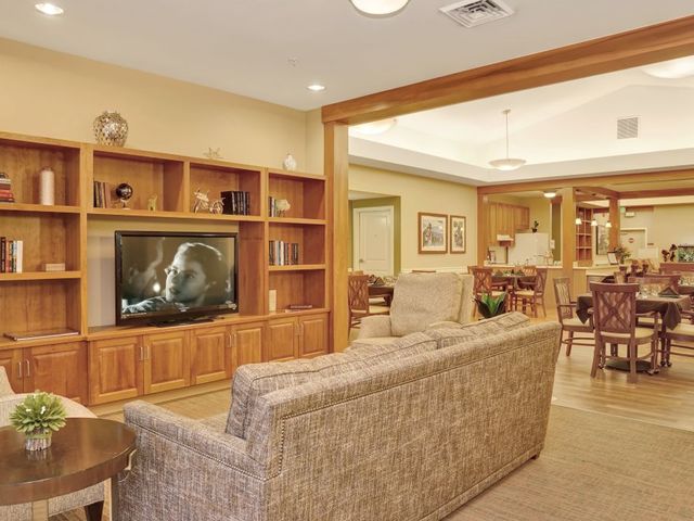 SEVEN LAKES MEMORY CARE Assisted Living Residence - Private Pay in Loveland, CO