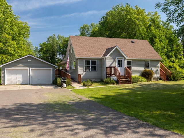 VitaCare Living of Isle Housing With Services in Isle, MN