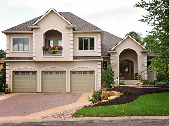 GIANNA HOMES GLADYS' PLACE Housing With Services in Plymouth, MN