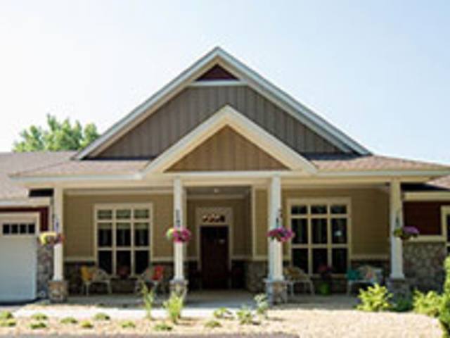 HOMETOWN SENIOR LIVING OF WEDGEWOOD NORTH Housing With Services in Woodbury, MN
