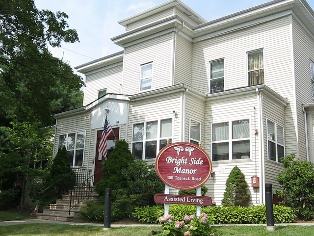 Bright Side Manor Comprehensive Personal Care Home in Teaneck, NJ