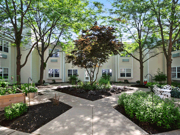 Shawnee Estates Senior Living Residential Care Facility in Xenia, OH