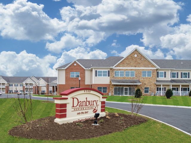 DANBURY SENIOR LIVING BROADVIEW HEIGHTS Residential Care Facility in Broadview Heights, OH