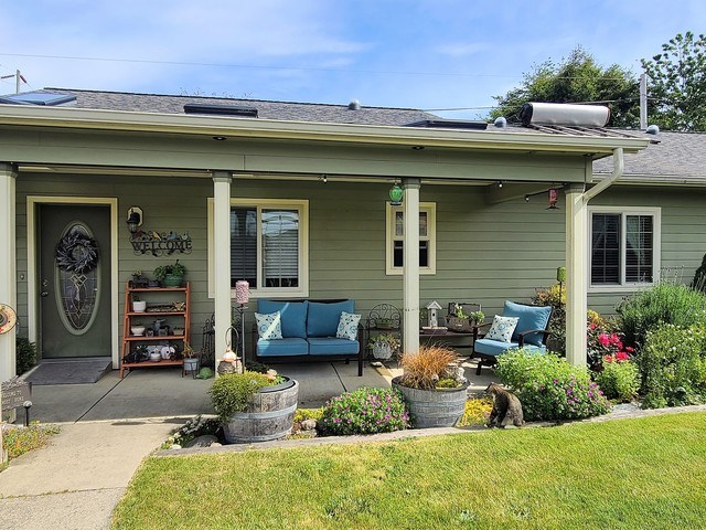 Sharon Bright Adult Foster Home - Class 3 in Coos Bay, OR